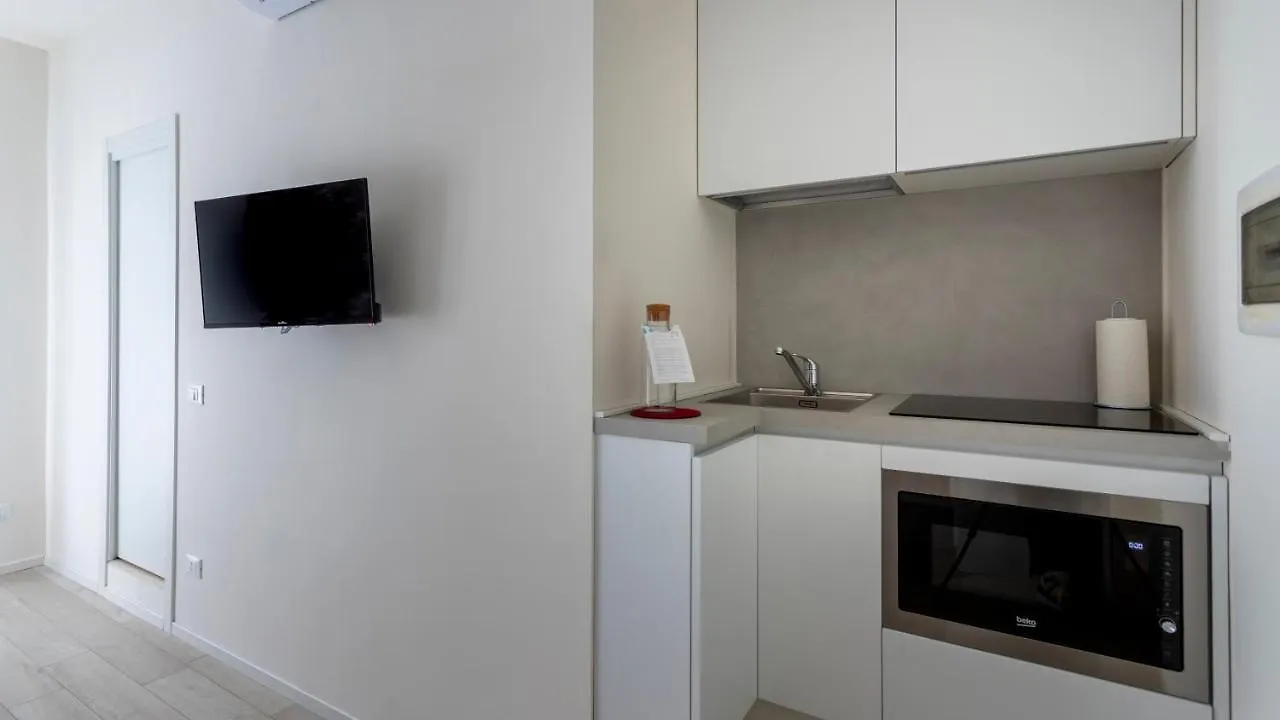 Italianway - The B Village Business Milán Apartmán