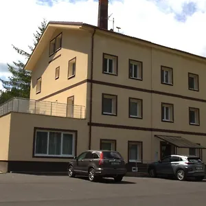 https://villa-pirken-hammer.marianskelaznehotels.net