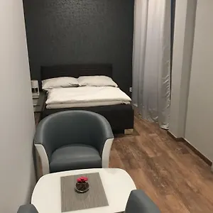 https://hostel-kolbenka.praguehotelsweb.com