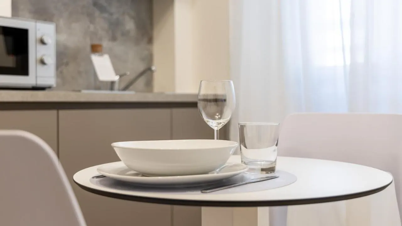 Italianway - The B Village Business Milan Apartment