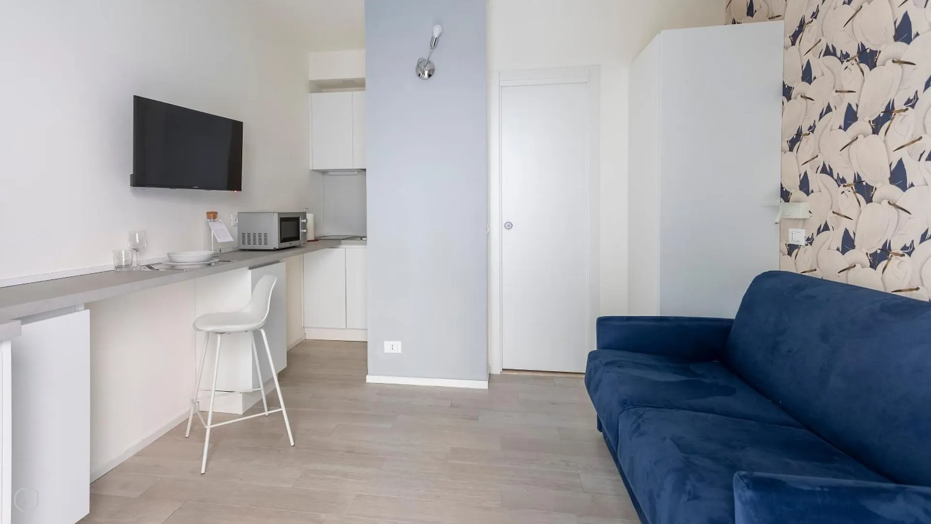 Apartment Italianway - The B Village Business Milan